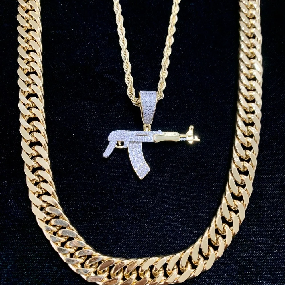 DE ROSSI NEW AK 47 PENDANT FULL LAB DIAMONDS 18K GOLD CHAIN MADE IN ITALY